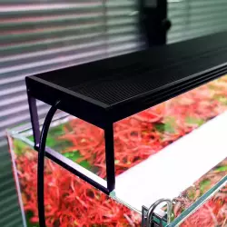 Chihiros LED WRGB II PRO 90 110W 90-110cm<br><em>Ilustrační obrázek - může obsahovat dekorace, další produkty a vybavení, které nejsou součástí a musí se dokoupit samostatně.</em>